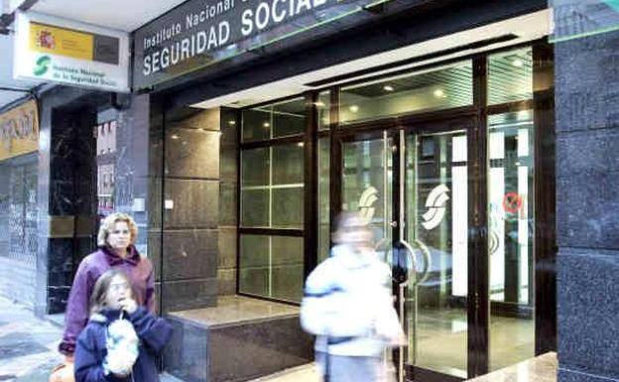 Soria Denuncian El Cierre De La Oficina De La Seguridad Social En El